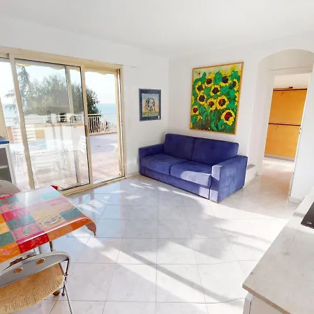 Apartamento Petit 3p Avec Terrasse, Piscine Et Garage - Fr-1-196-193