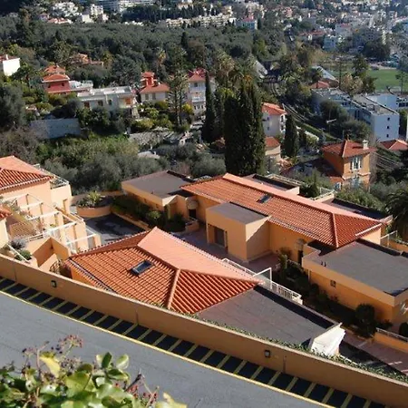 Petit 3p Avec Terrasse, Piscine Et Garage - Fr-1-196-193 Lägenhet Menton