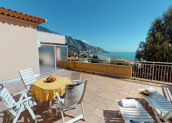 Petit 3p Avec Terrasse, Piscine Et Garage - Fr-1-196-193