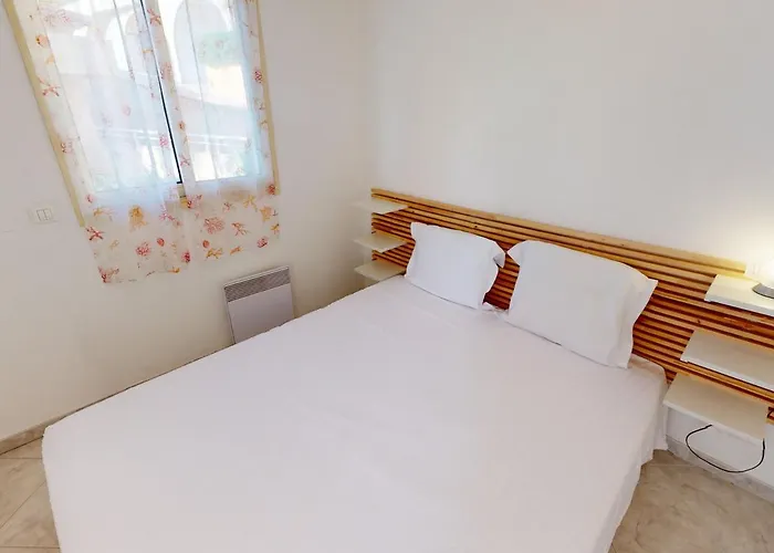 Petit 3p Avec Terrasse, Piscine Et Garage - Fr-1-196-193 Apartment Menton